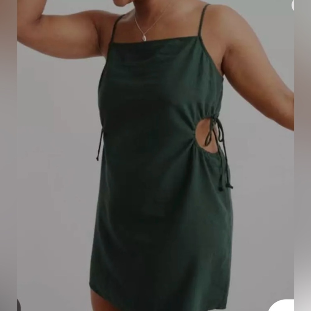Aerie Women’s Dress Green - Small Petite